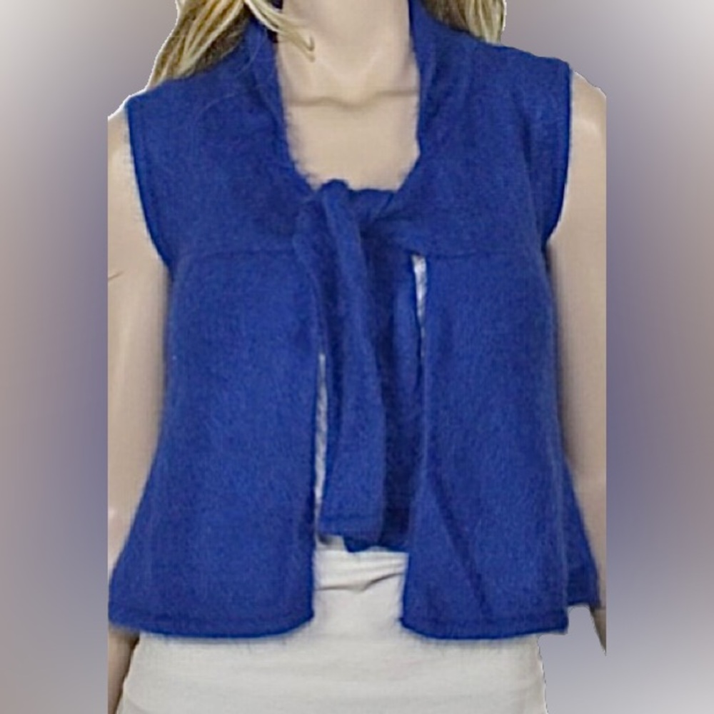 🌺Free People Blue Angora Tie Front Top Sweater Vest 🌸🌺
